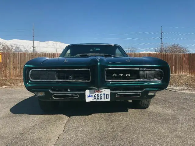 1968 pontiac gto. a real head turner from front to back