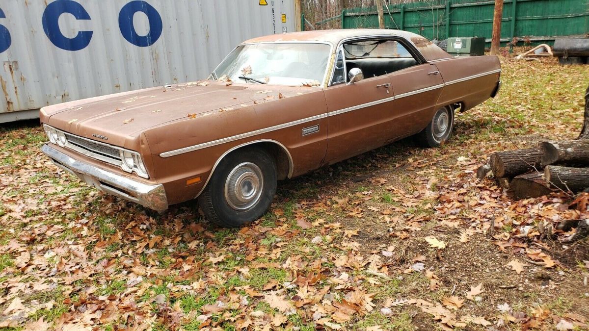 1969 plymouth fury sedan brown rwd automatic m