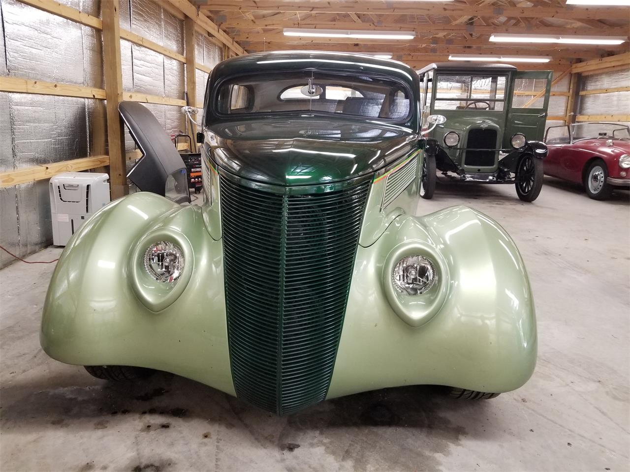 1937 ford sedan