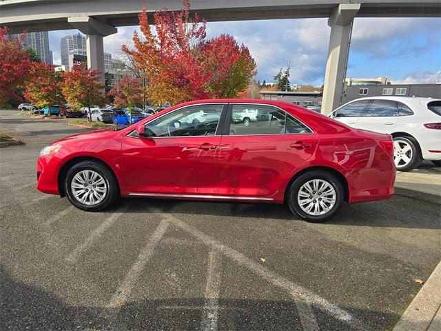 2014 toyota camry se