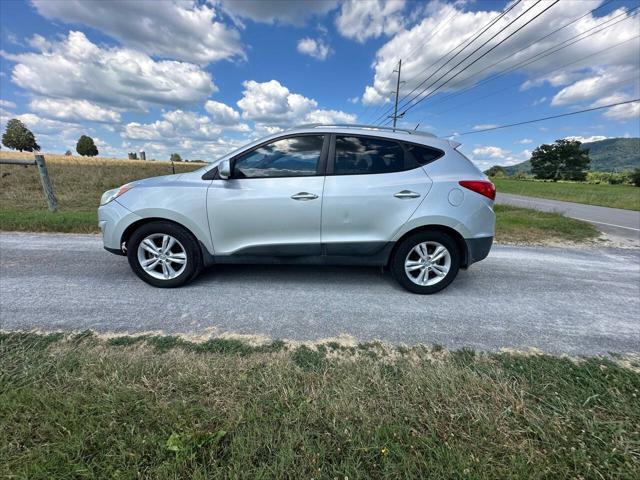 2011 hyundai tucson gls