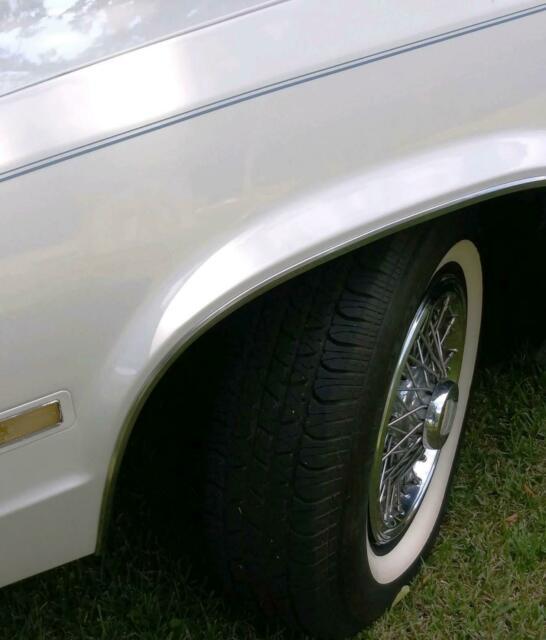 1977 oldsmobile regency 98-very rare!!