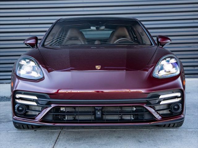 2022 porsche panamera turbo s