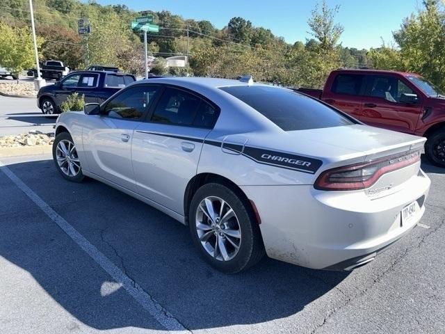 2022 dodge charger sxt