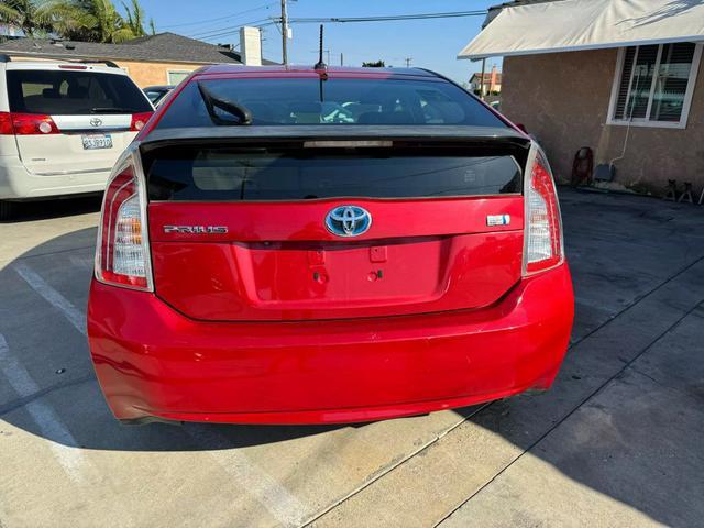 2014 toyota prius four