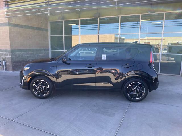 2023 kia soul ex