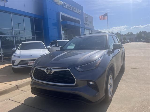 2023 toyota highlander l