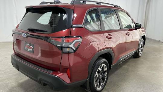 2025 Subaru Forester base