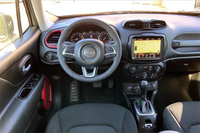 2023 jeep renegade trailhawk