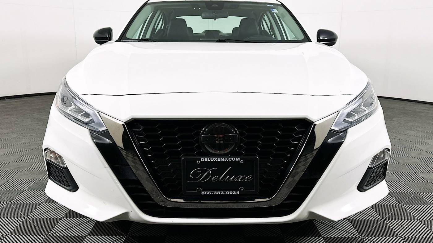 2022 nissan altima 2.5 sr