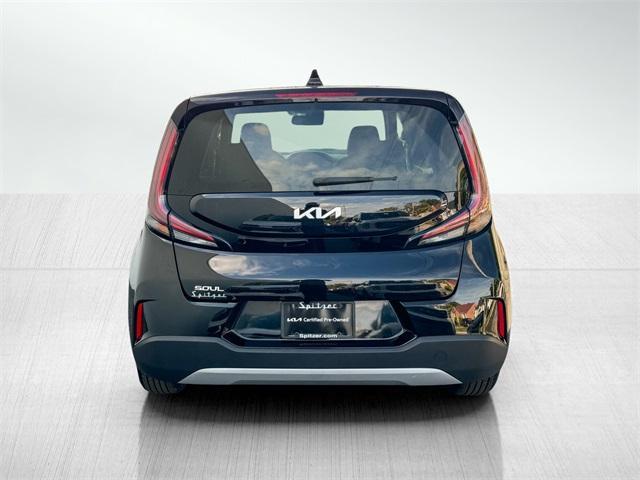 2023 kia soul lx