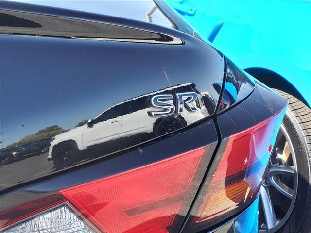 2022 nissan altima sr fwd