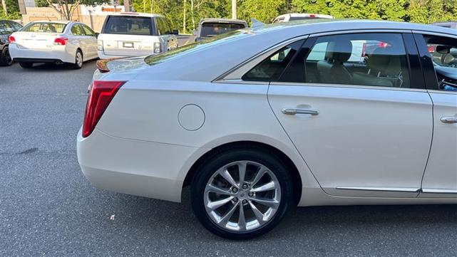 2013 cadillac xts luxury