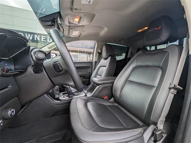 2022 gmc canyon at4 w/leather