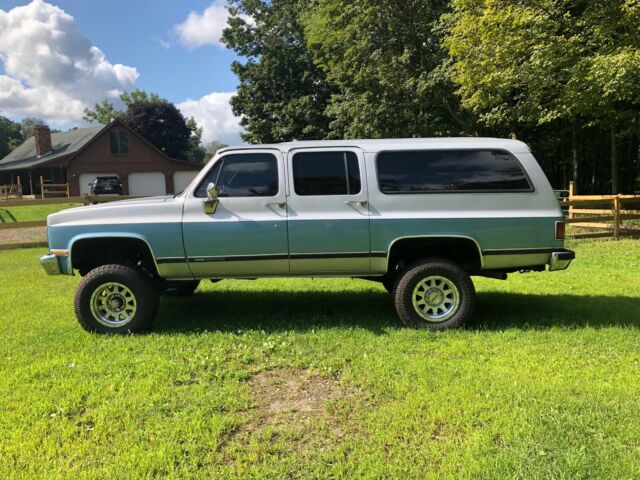1989 gmc suburban 4x4 2500