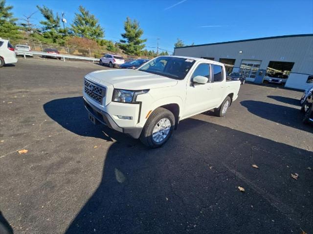 2023 nissan frontier sv