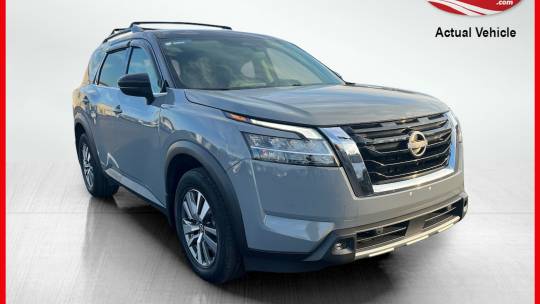 2022 Nissan Pathfinder