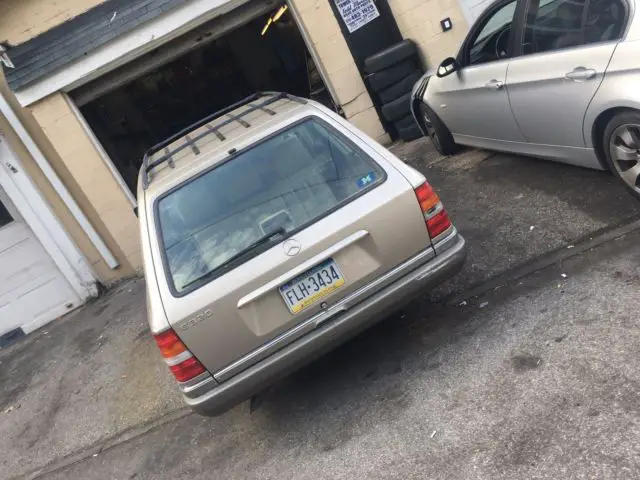 1994 mercedes benz e320 wagon low miles clean interior