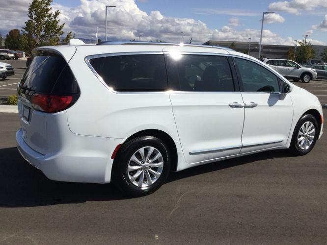 used 2018 chrysler pacifica touring-l boise, id 83704 for sale in boise, idaho