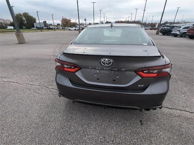 2024 toyota camry se