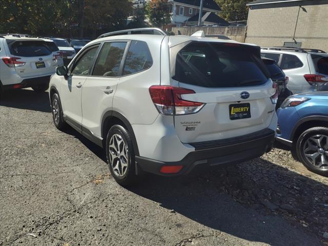 2021 subaru forester premium