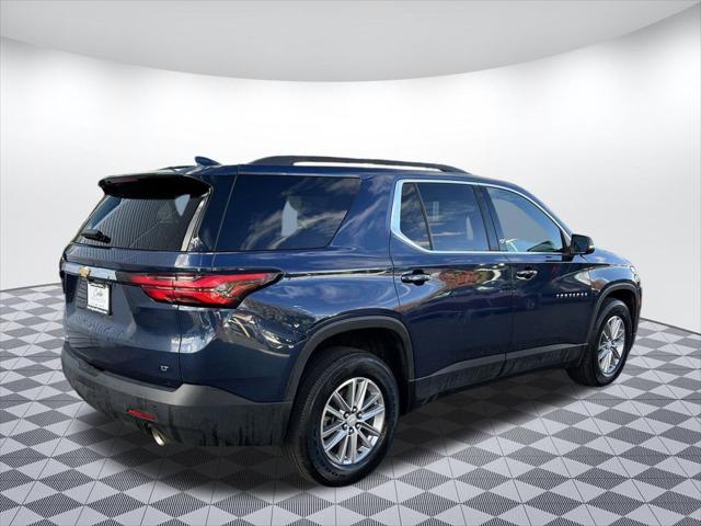 2022 chevrolet traverse lt leather