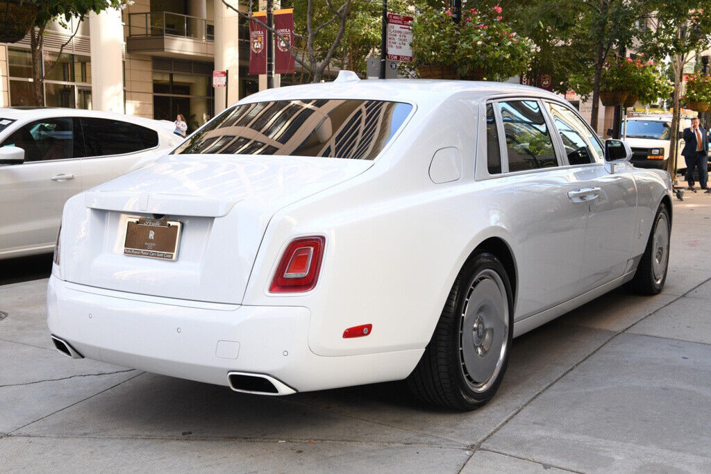 2023 rolls-royce phantom