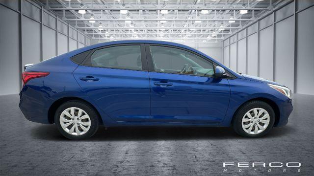 2021 hyundai accent se