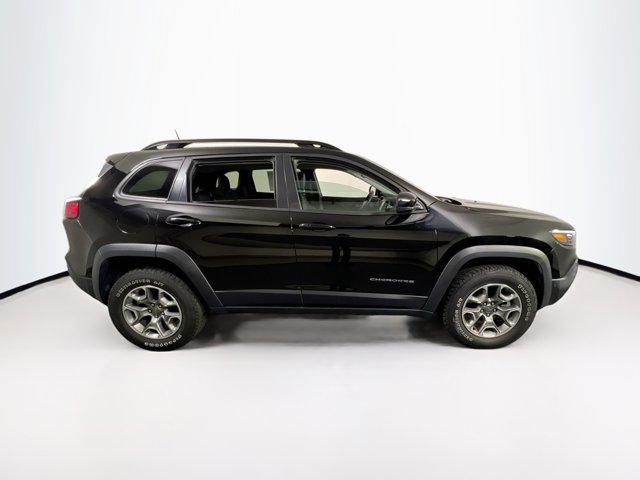 2022 jeep cherokee trailhawk