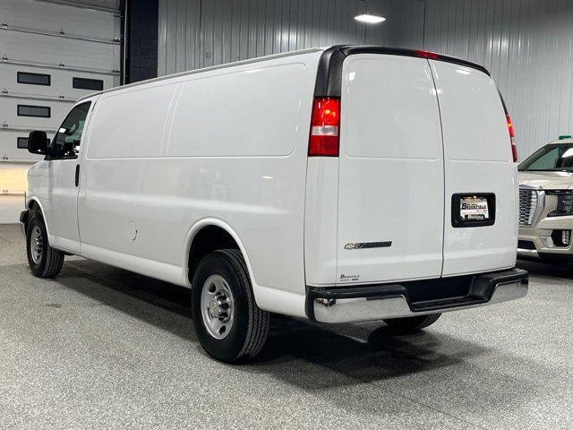 2021 chevrolet express 2500 rwd 2500 extended wheelbase wt