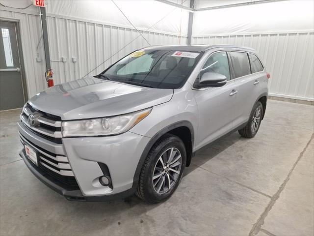 2019 toyota highlander xle