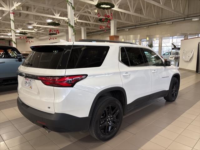 2022 chevrolet traverse lt leather