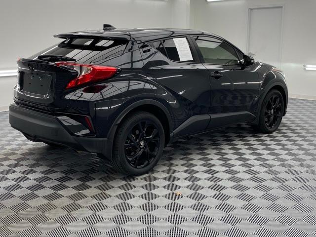 2021 toyota c-hr le