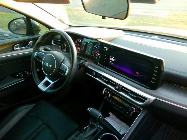 2022 kia k5 ex