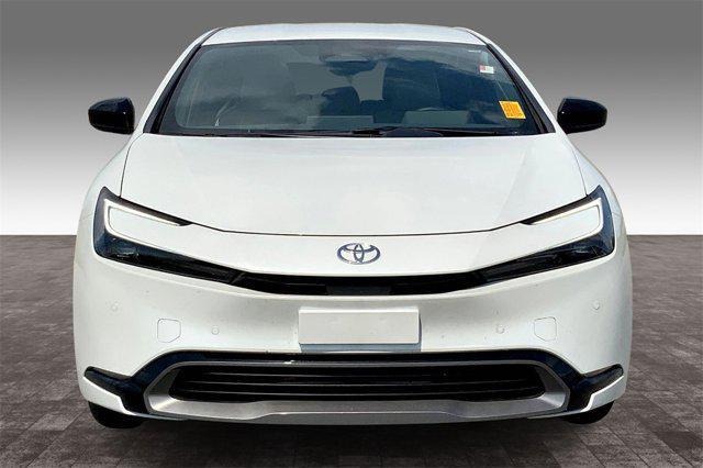 2024 toyota prius xle