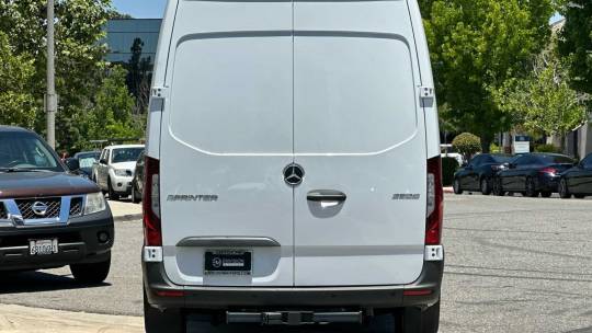 2024 Mercedes-Benz Sprinter