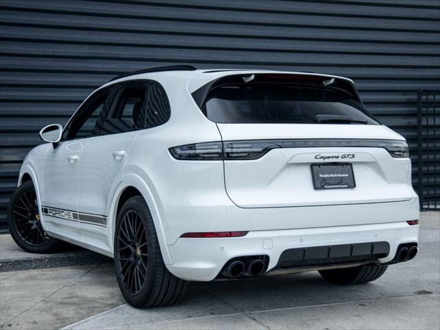 2021 porsche cayenne gts