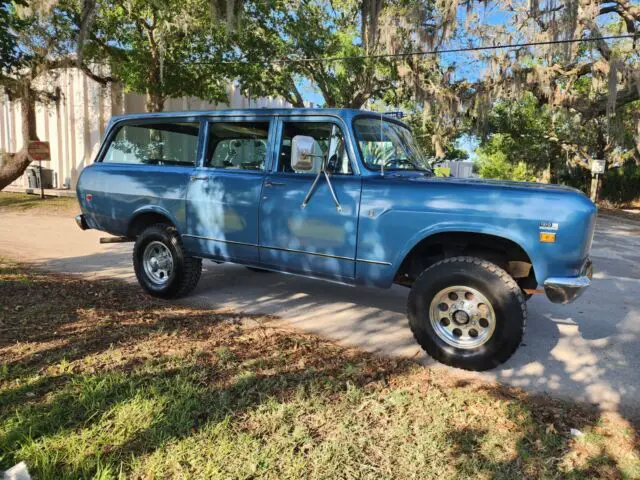 1973 international harvester travelall v8 4x4 auto very nice 51k mles