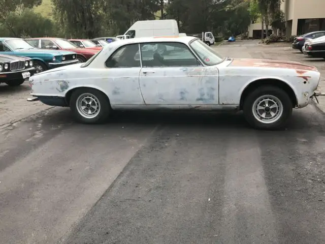 jaguar xj6c 1976 xjc lhd xj coupe for restoration. fitted with v8 not running