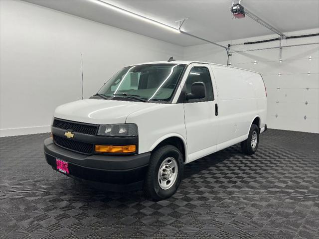2020 chevrolet express 2500 rwd 2500 regular wheelbase wt