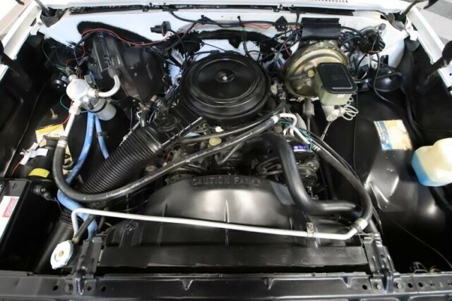 c-10 c 10 pickup chevy sbc classic vintage collector auto th350 original white b