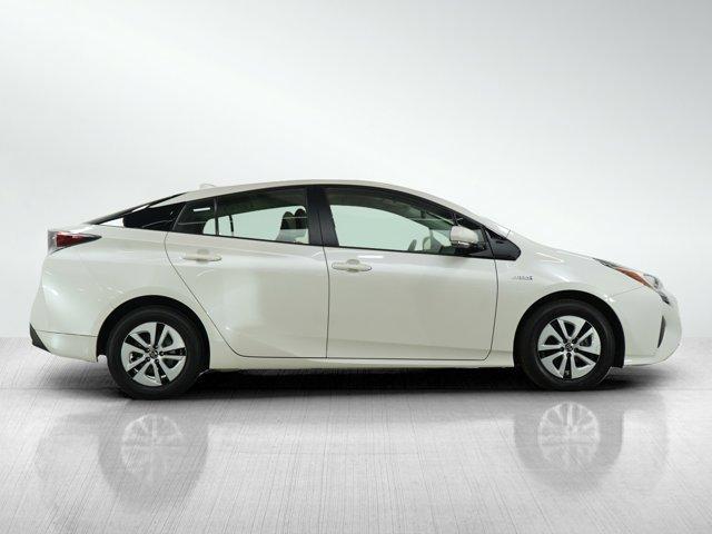 2017 toyota prius two