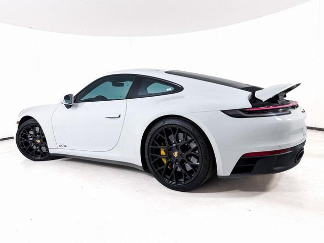 2023 porsche 911 carrera 4 gts