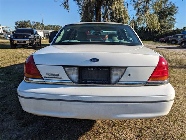 2003 ford crown victoria lx