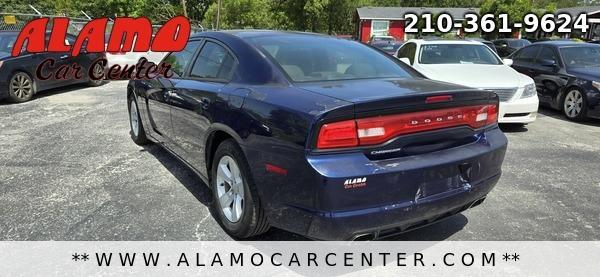 2013 dodge charger se