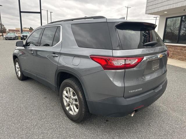2021 chevrolet traverse lt cloth