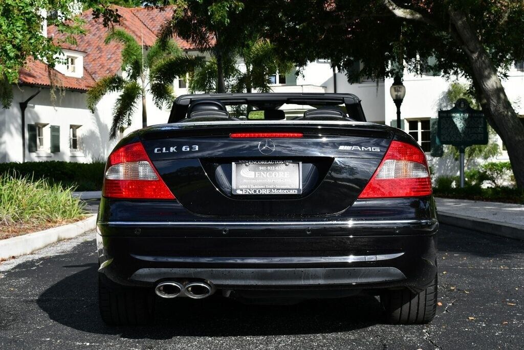 2007 mercedes-benz clk-class clk 63 amg 2-door cabriolet w/navigation and parkt