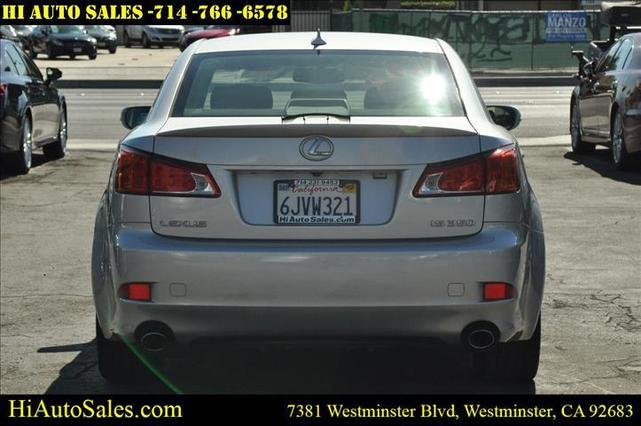 2009 lexus is 350
