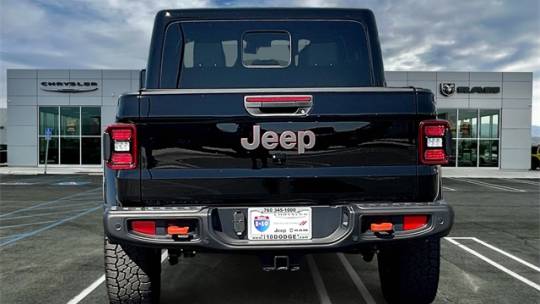 2024 Jeep Gladiator