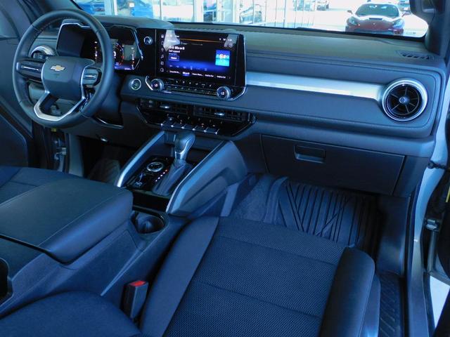 2023 chevrolet colorado lt